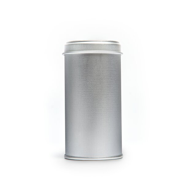 In the photo you can see a spice tin. The label is blank and has a dotted line where you can write on it.